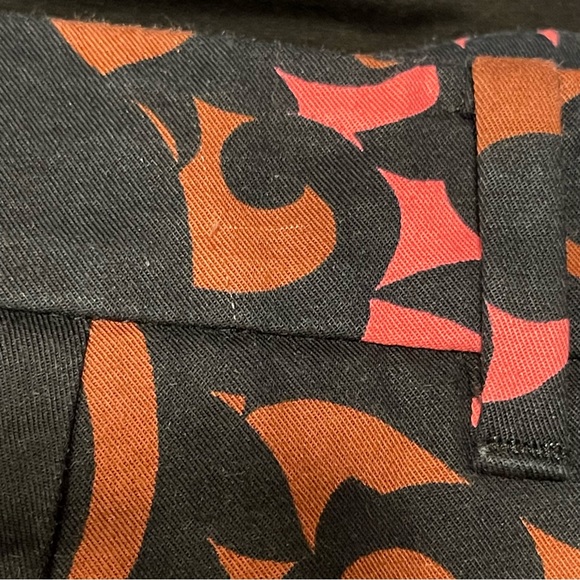 ANN TAYLOR Petite Devin Fit Tulip Shorts - Picture 8 of 8